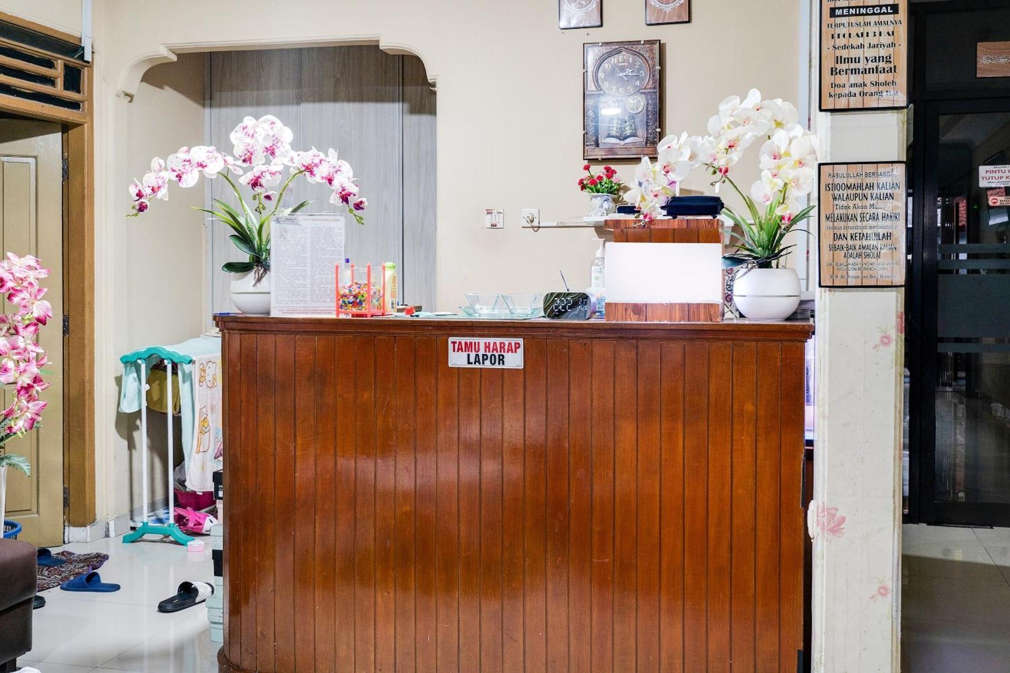 Oyo Life 91994 Sawerigading Jatinangor Syariah Hotel Sayang Luaran gambar