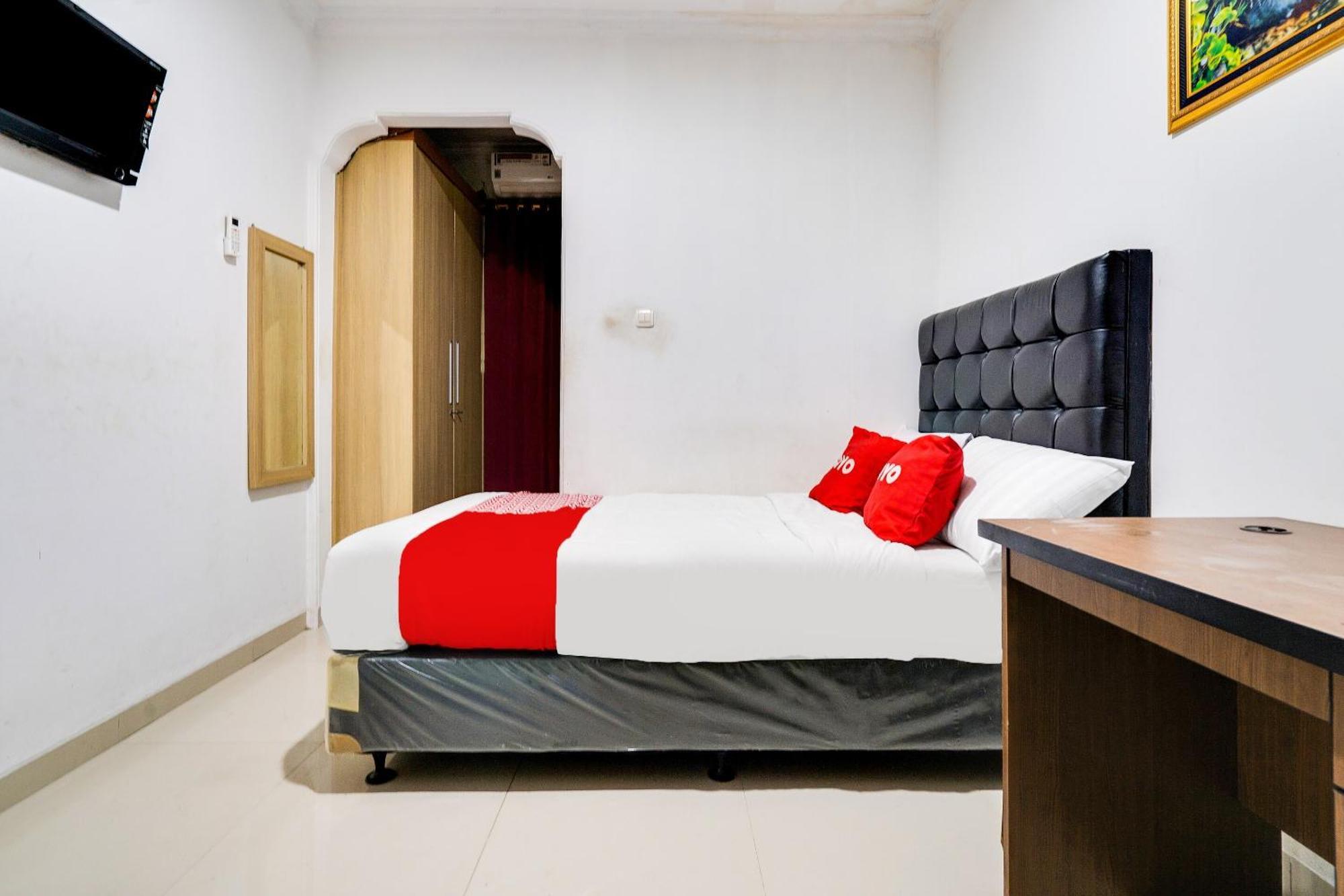 Oyo Life 91994 Sawerigading Jatinangor Syariah Hotel Sayang Luaran gambar