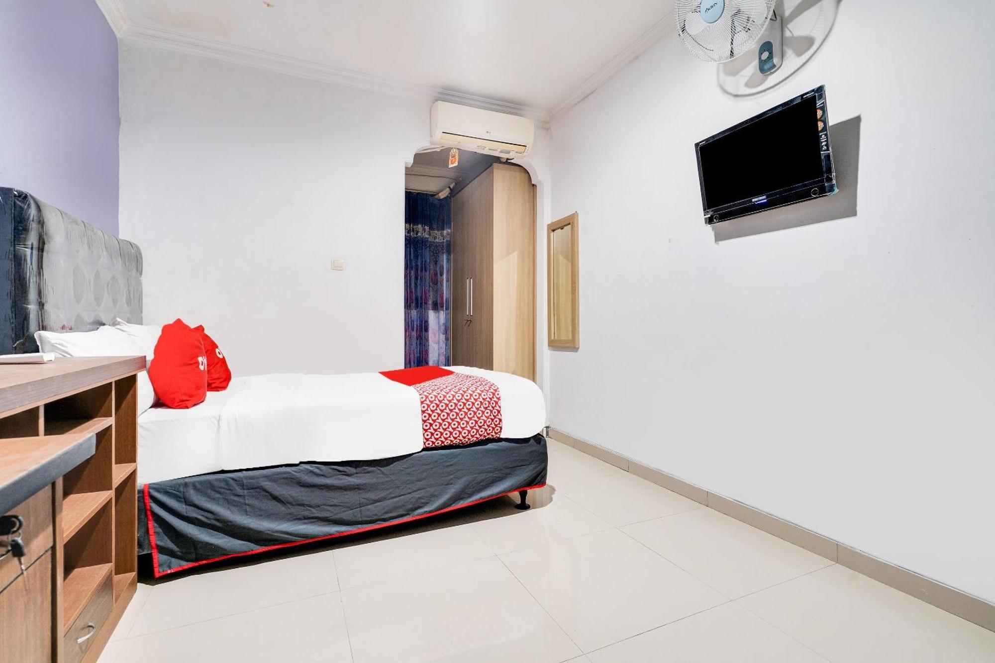 Oyo Life 91994 Sawerigading Jatinangor Syariah Hotel Sayang Luaran gambar